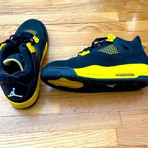 NIKE AIR JORDAN 4 RETRO GS 'THUNDER' 2012